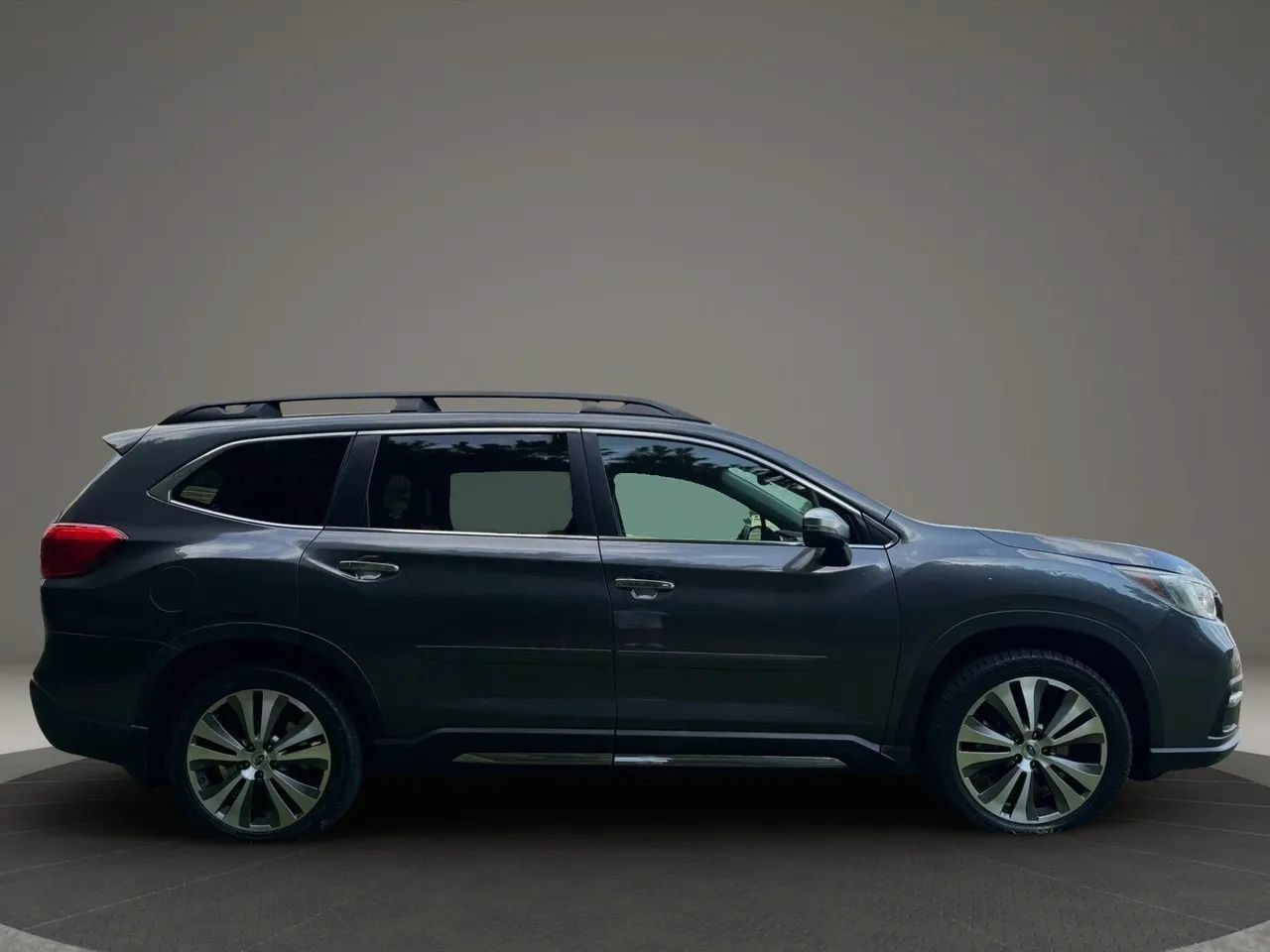 Used 2019 Subaru Ascent Touring w/ Popular Package #3 AWD/4WD image 6