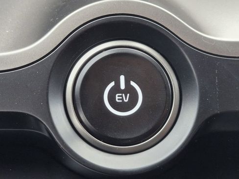 New 2025 Kia EV6 Wind AWD/4WD image 25