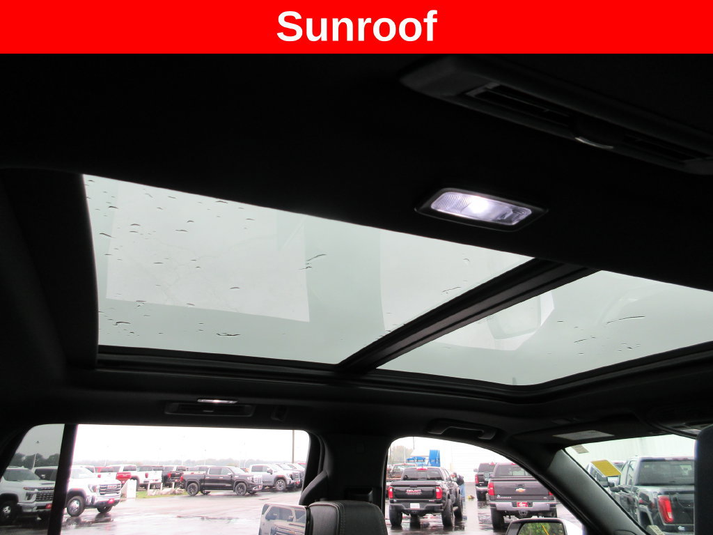 Used 2023 GMC Yukon Denali w/ Denali Reserve Package AWD/4WD image 16