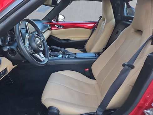 Used 2017 MAZDA MX-5 Miata RF Grand Touring image 23