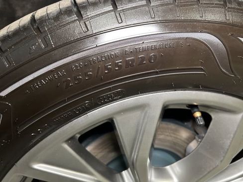 Used 2022 Ford Explorer Limited image 23