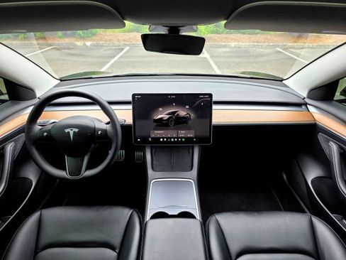 Used 2023 Tesla Model 3 Performance AWD/4WD image 10