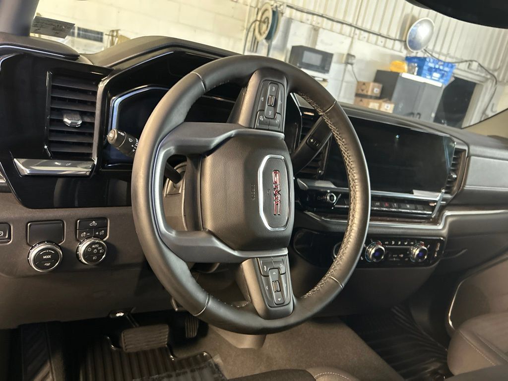 Used 2023 GMC Sierra 1500 Elevation RWD image 15