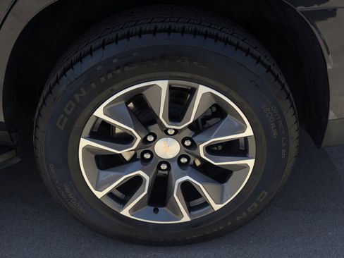 Used 2023 Chevrolet Tahoe LS RWD image 7