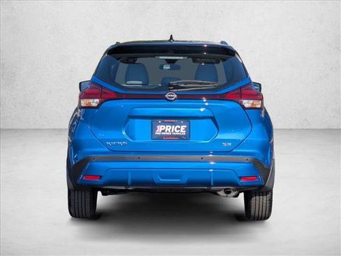 Used 2023 Nissan Kicks SR w/ SR Premium Package FWD image 7