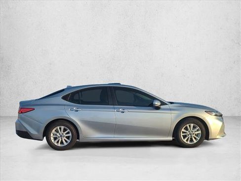 Certified 2025 Toyota Camry LE image 3