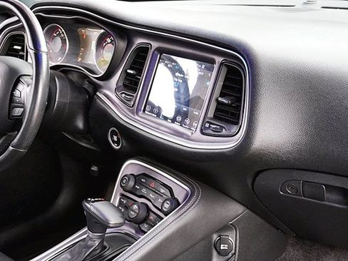 Used 2017 Dodge Challenger R/T Scat Pack image 11