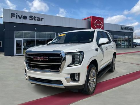 Used 2021 GMC Yukon SLT w/ SLT Premium Package RWD image 3