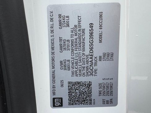 Used 2025 Chevrolet Silverado 1500 W/T image 25