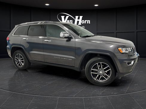 Used 2018 Jeep Grand Cherokee Limited AWD/4WD image 1