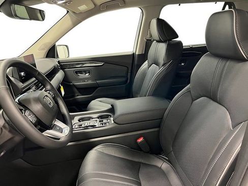 New 2025 Honda Pilot Elite image 15