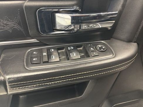 Used 2017 RAM 1500 Limited image 19