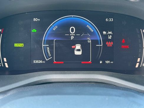 Used 2025 Toyota Camry LE FWD image 32