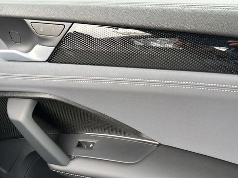 New 2026 Volkswagen Tiguan SE R-Line FWD image 13