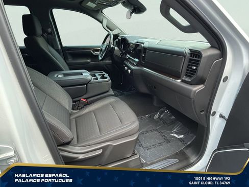 Certified 2025 GMC Sierra 1500 Elevation RWD image 32