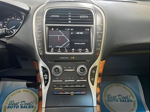 Used 2017 Lincoln MKX Reserve FWD image 14