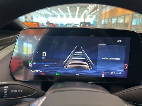 New 2026 Chevrolet Equinox EV LT image 18