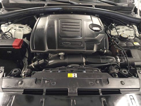 Used 2023 Land Rover Range Rover Velar S AWD/4WD image 15