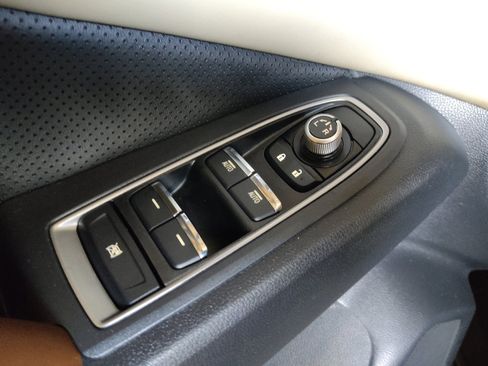 Used 2019 Subaru Ascent Touring w/ Popular Package #3 AWD/4WD image 27