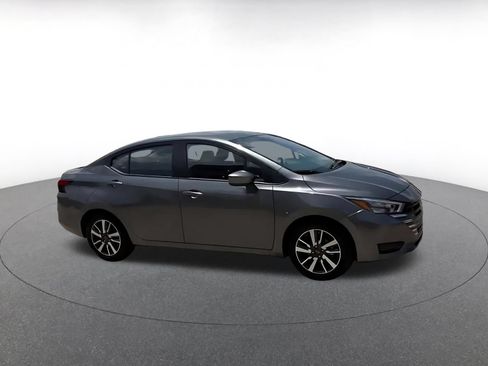 Used 2025 Nissan Versa SV FWD image 2
