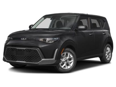 Used 2025 Kia Soul LX w/ LX Technology Package