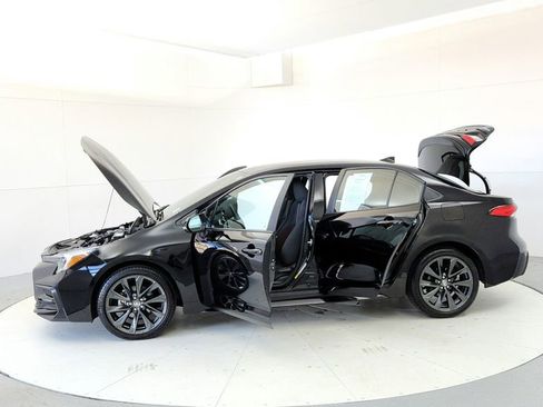 Used 2024 Toyota Corolla SE FWD image 10