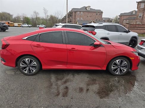 Used 2017 Honda Civic EX-T image 3