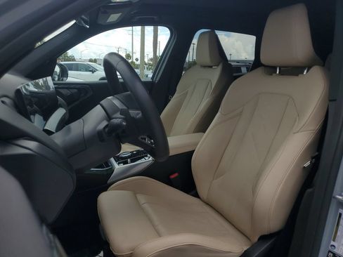 Used 2025 BMW X3 xDrive30i AWD/4WD image 25