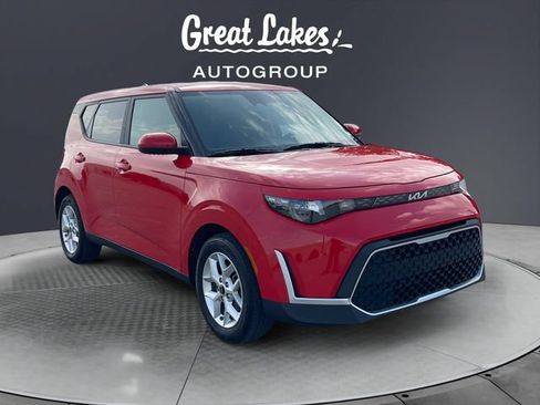 Used 2024 Kia Soul S FWD image 7