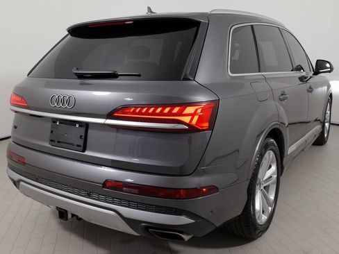 Used 2025 Audi Q7 3.0T Prestige w/ Prestige Package image 12