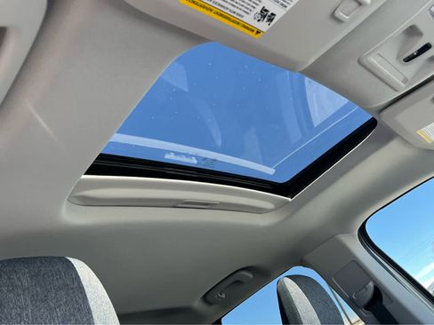 New 2026 Ford Maverick XLT w/ Equipment Group 301A AWD/4WD image 21