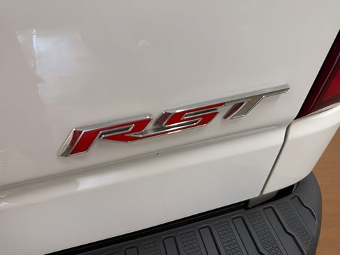 Used 2022 Chevrolet Silverado 1500 RST AWD/4WD image 8