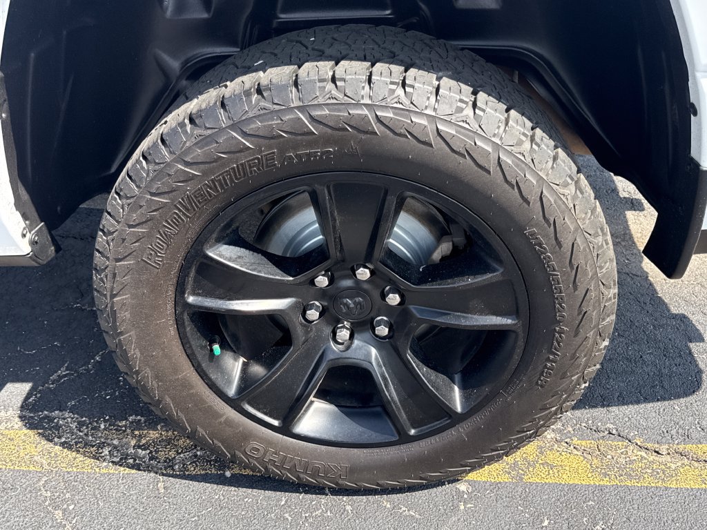 Used 2020 RAM 1500 Big Horn AWD/4WD image 12