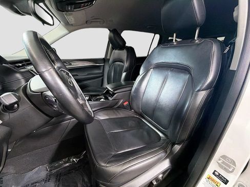 Used 2021 Jeep Grand Cherokee L Limited AWD/4WD image 22