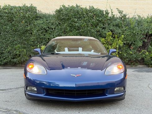 Used 2006 Chevrolet Corvette Convertible w/ Preferred Equipment Group image 8
