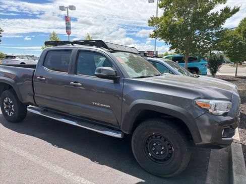 Certified 2023 Toyota Tacoma TRD Off-Road w/ Advanced Technology Package AWD/4WD image 2