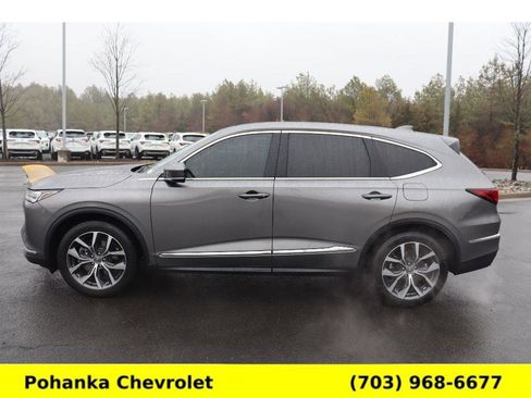 Used 2024 Acura MDX SH-AWD w/ Technology Package image 4
