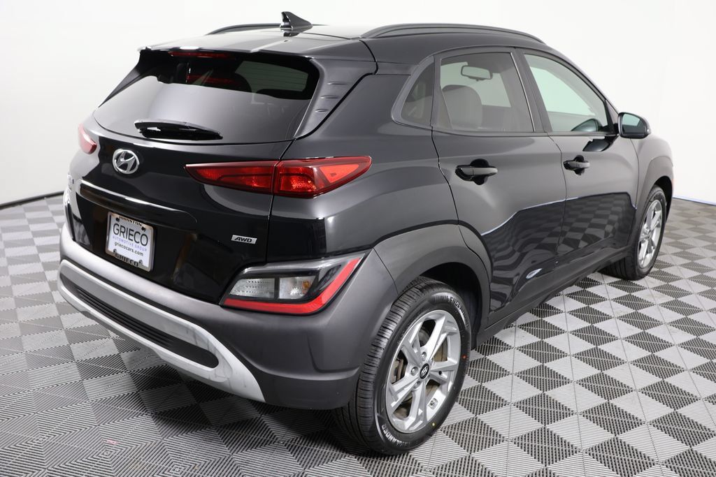 Used 2023 Hyundai Kona SEL w/ Cargo Package AWD/4WD image 8