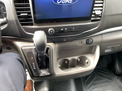 Used 2023 Ford Transit 250 148 High Roof AWD image 17