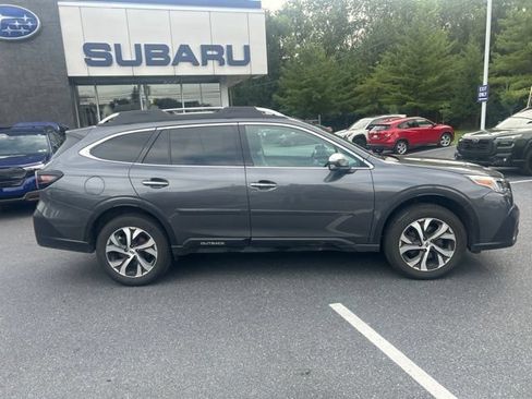 Used 2021 Subaru Outback Touring AWD/4WD image 2