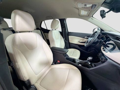 Used 2023 Buick Encore GX Preferred w/ Cold Weather Comfort Package FWD image 29