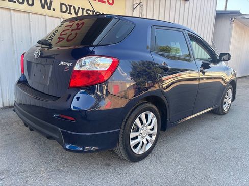Used 2009 Toyota Matrix S FWD image 3