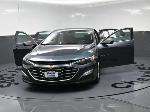 Used 2020 Chevrolet Malibu LS FWD image 22
