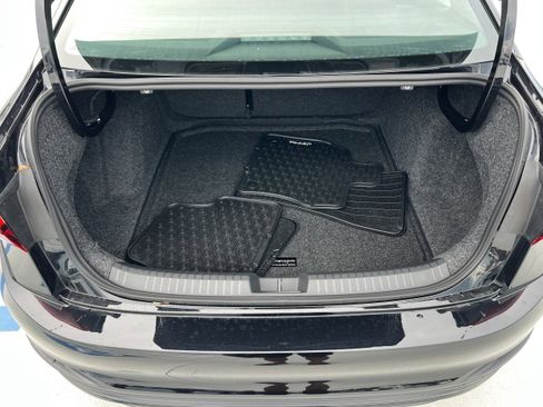 New 2025 Volkswagen Jetta SE image 12