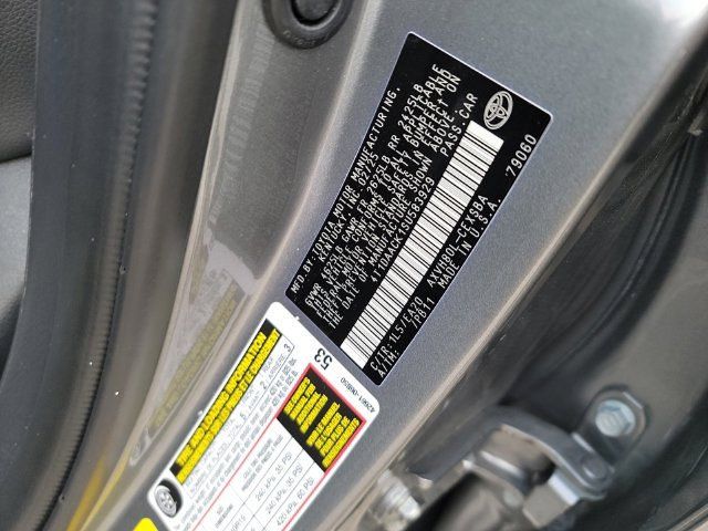 Used 2025 Toyota Camry SE FWD image 10