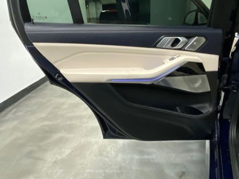 Used 2021 BMW ALPINA XB7 image 46