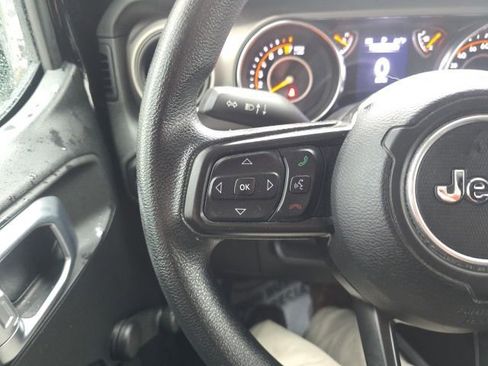 Certified 2020 Jeep Gladiator Sport image 14