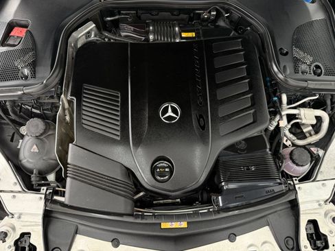 Used 2023 Mercedes-Benz E 450 Coupe image 32