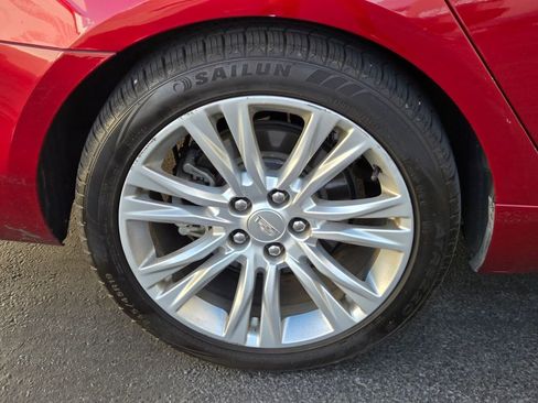 Used 2018 Cadillac XTS Luxury FWD image 3