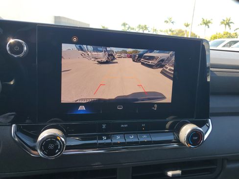 Used 2023 Chevrolet Colorado W/T image 29